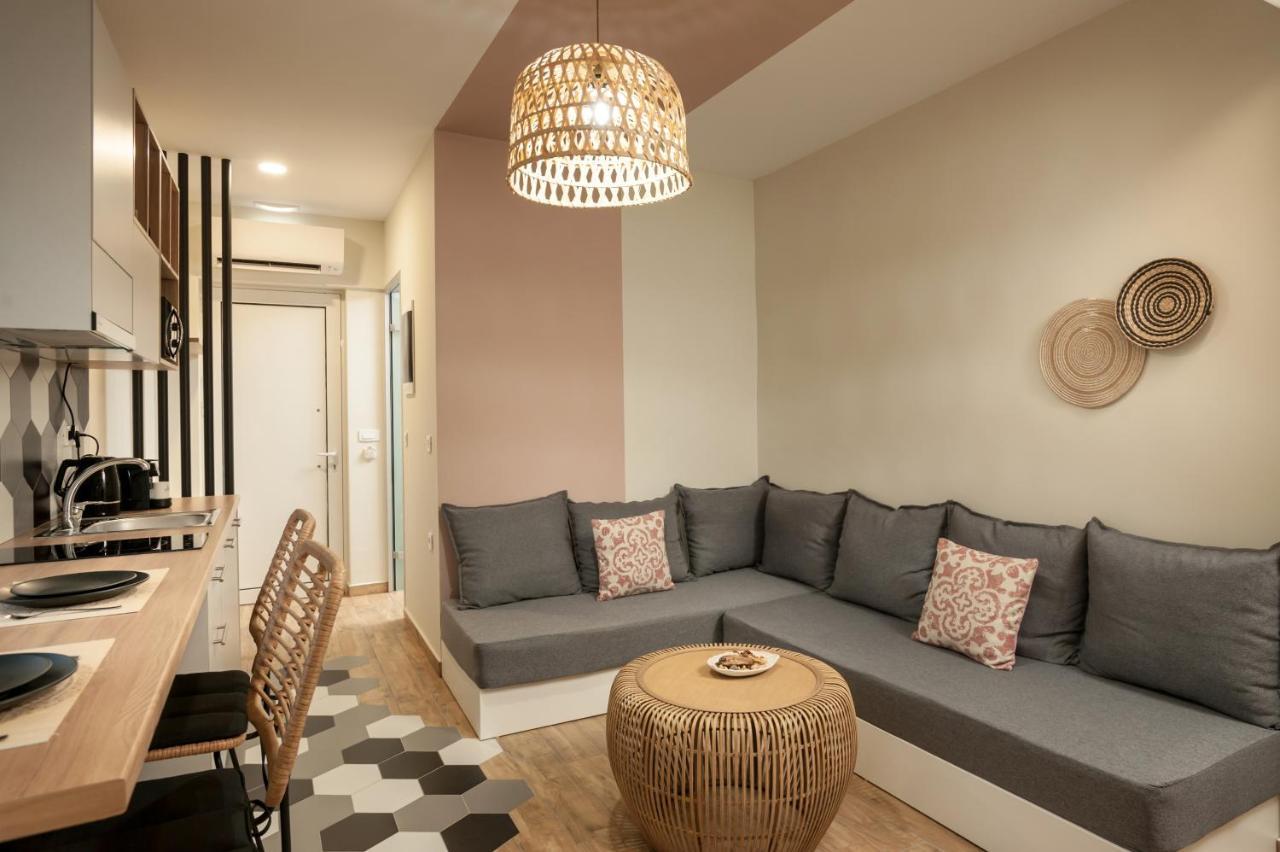 Salty Colours Apartments Almirida Exterior foto