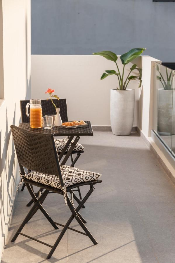 Salty Colours Apartments Almirida Exterior foto